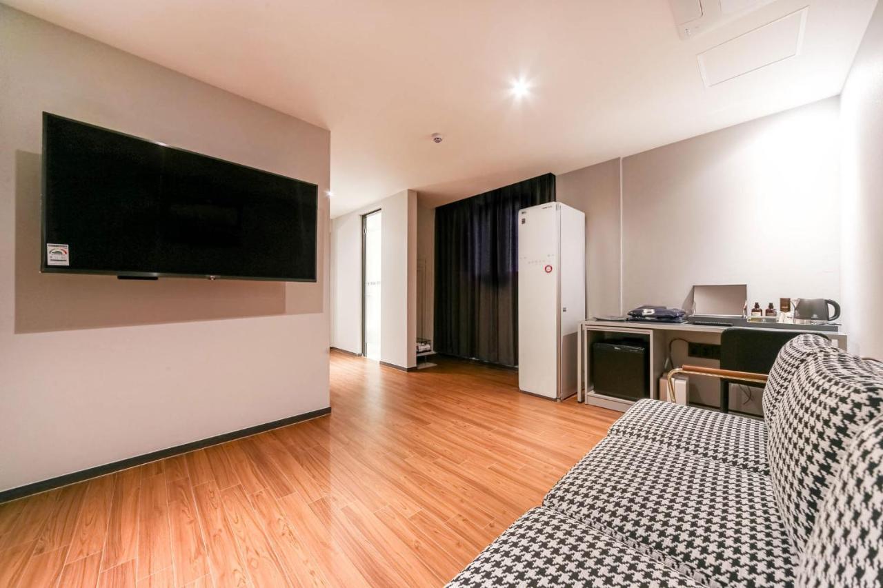 Pohang Brown Dot Hotel Exterior foto